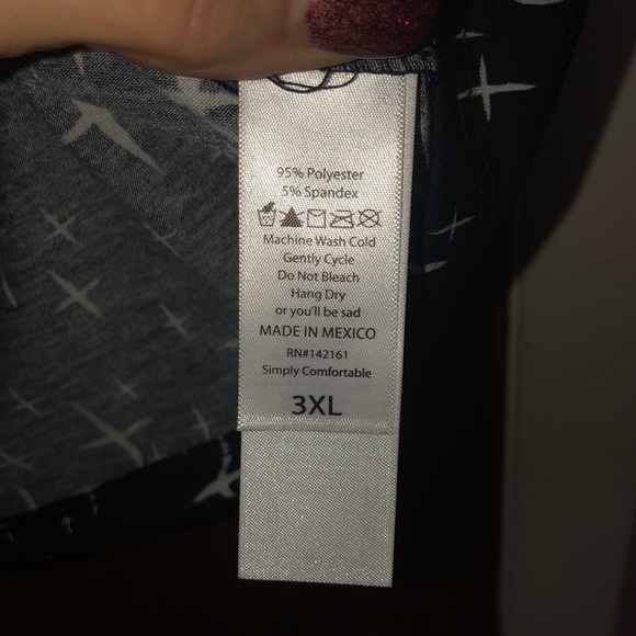 LuLaRoe Liv - Picture 2 of 2